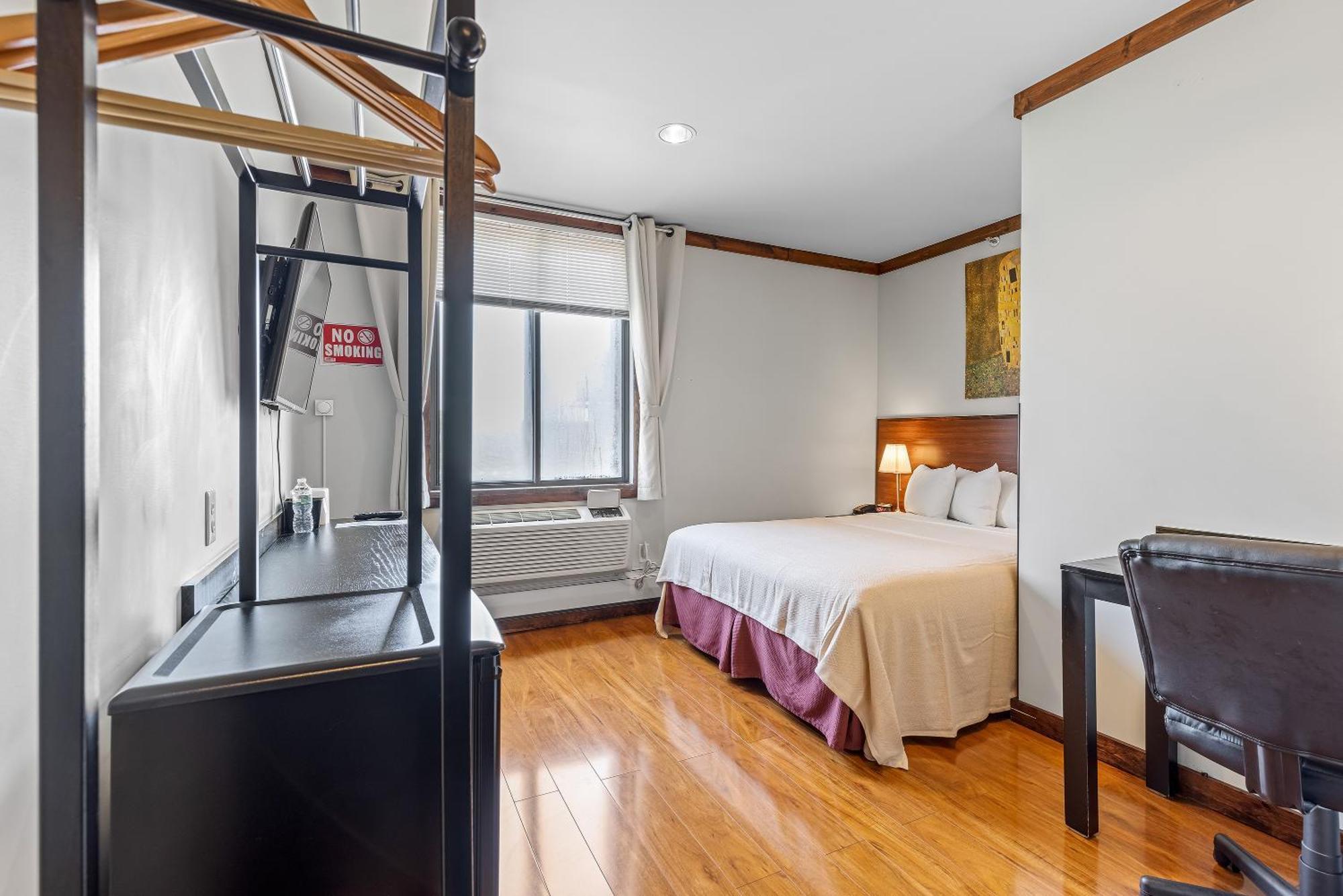 Quarto Queen com Acesso a Pessoas com Mobilidade Condicionada