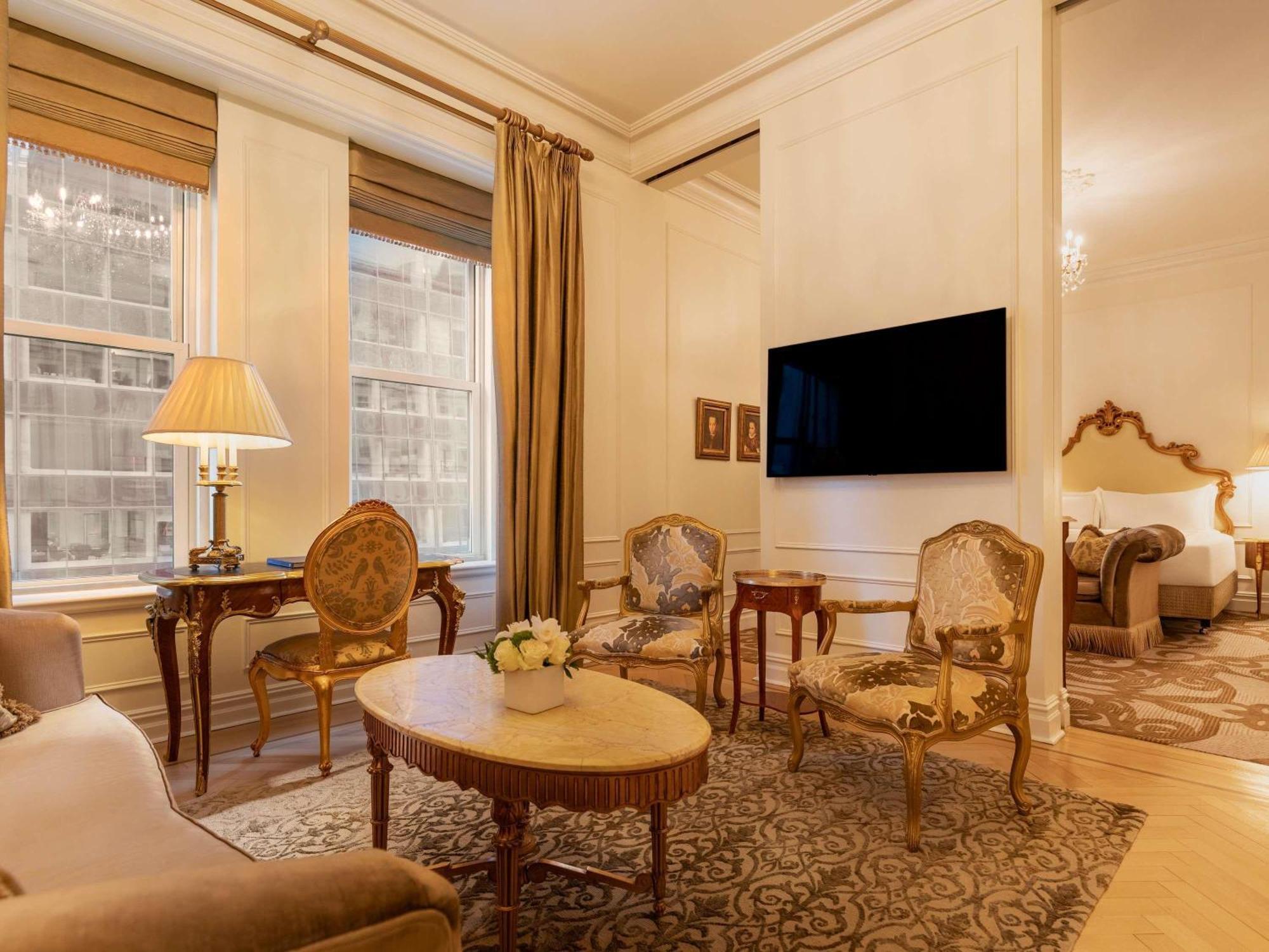 Junior Suite,1717008303:JPEG